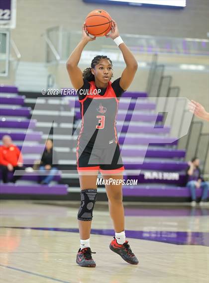 Thumbnail 2 in Riverdale Ridge vs. Liberty (Utah Holiday Hoopfest) photogallery.