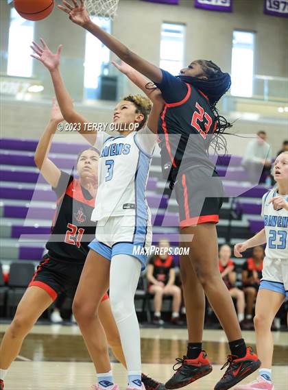 Thumbnail 2 in Riverdale Ridge vs. Liberty (Utah Holiday Hoopfest) photogallery.