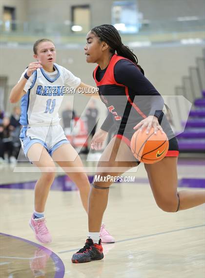 Thumbnail 2 in Riverdale Ridge vs. Liberty (Utah Holiday Hoopfest) photogallery.