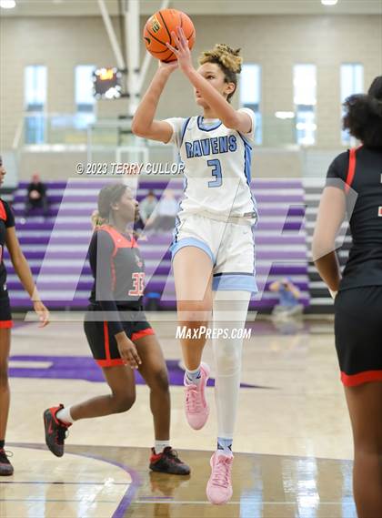 Thumbnail 3 in Riverdale Ridge vs. Liberty (Utah Holiday Hoopfest) photogallery.