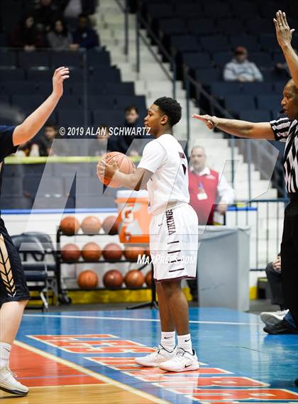 Thumbnail 3 in Pittsford-Mendon vs. Pittsford-Sutherland (Section 5 Class A Regional Qualifier) photogallery.