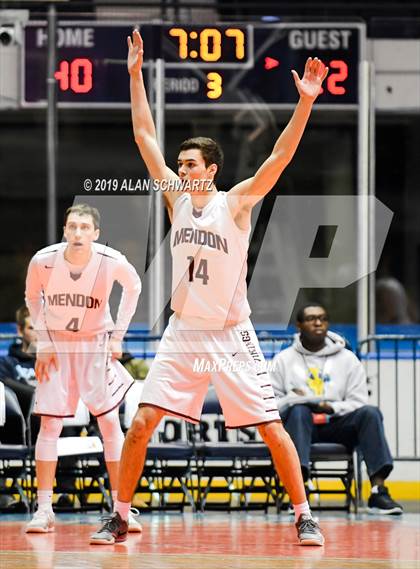 Thumbnail 3 in Pittsford-Mendon vs. Pittsford-Sutherland (Section 5 Class A Regional Qualifier) photogallery.