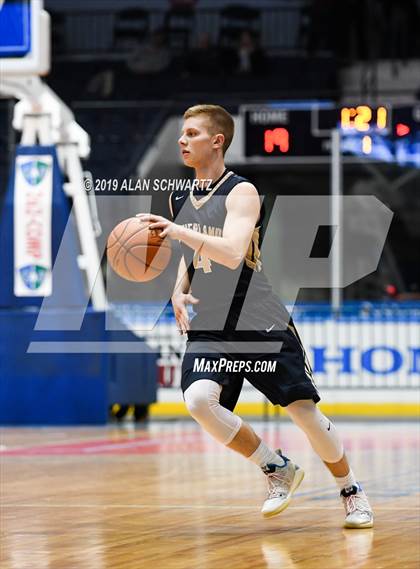 Thumbnail 3 in Pittsford-Mendon vs. Pittsford-Sutherland (Section 5 Class A Regional Qualifier) photogallery.