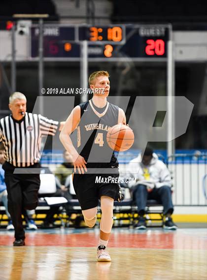Thumbnail 3 in Pittsford-Mendon vs. Pittsford-Sutherland (Section 5 Class A Regional Qualifier) photogallery.