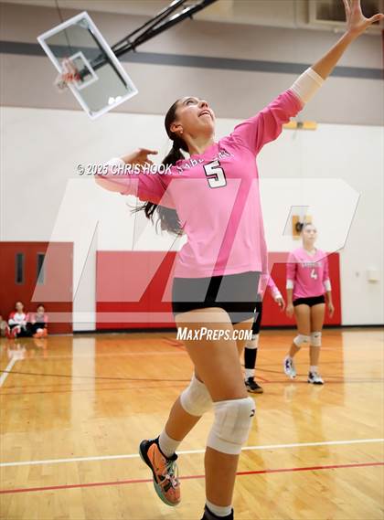 Thumbnail 3 in Marcos de Niza vs San Tan Foothills (Florence Invitational) photogallery.