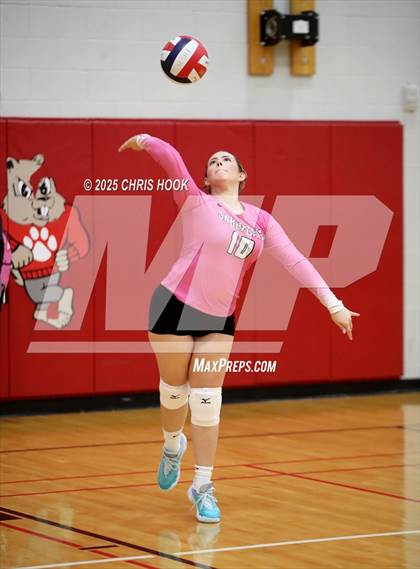 Thumbnail 3 in Marcos de Niza vs San Tan Foothills (Florence Invitational) photogallery.