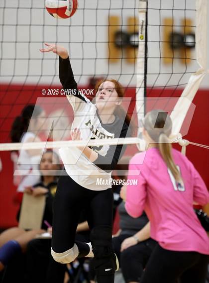 Thumbnail 3 in Marcos de Niza vs San Tan Foothills (Florence Invitational) photogallery.