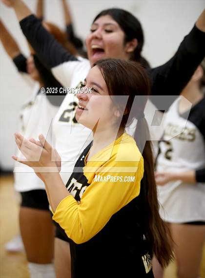 Thumbnail 3 in Marcos de Niza vs San Tan Foothills (Florence Invitational) photogallery.