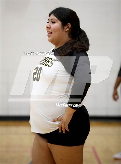 Thumbnail 2 in Marcos de Niza vs San Tan Foothills (Florence Invitational) photogallery.