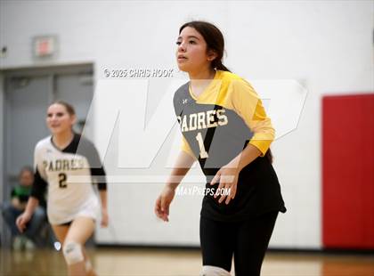 Thumbnail 2 in Marcos de Niza vs San Tan Foothills (Florence Invitational) photogallery.
