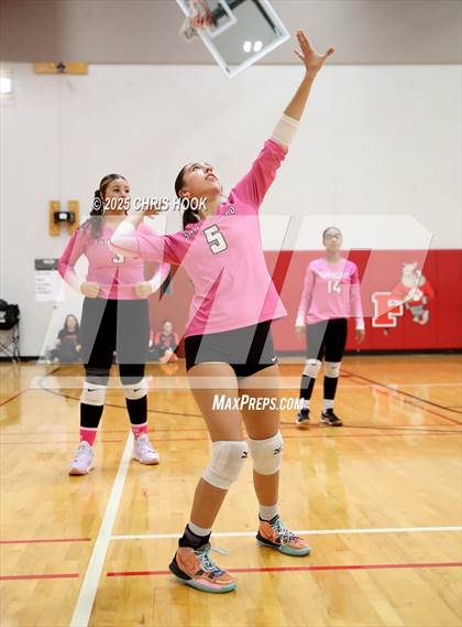 Thumbnail 3 in Marcos de Niza vs San Tan Foothills (Florence Invitational) photogallery.