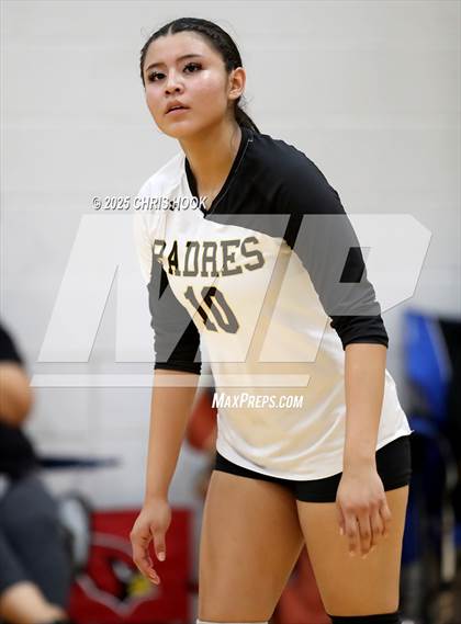Thumbnail 2 in Marcos de Niza vs San Tan Foothills (Florence Invitational) photogallery.