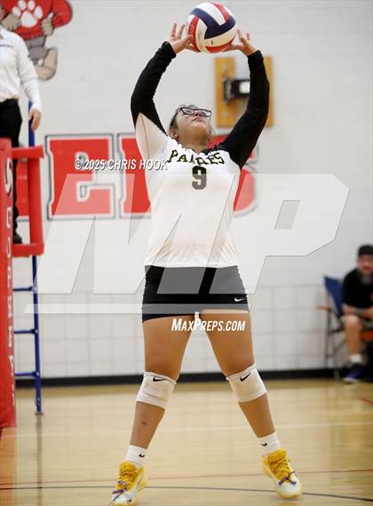 Thumbnail 3 in Marcos de Niza vs San Tan Foothills (Florence Invitational) photogallery.
