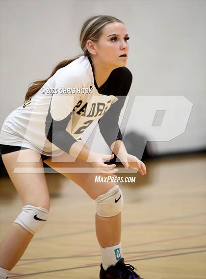 Thumbnail 2 in Marcos de Niza vs San Tan Foothills (Florence Invitational) photogallery.