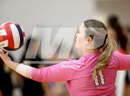 Thumbnail 2 in Marcos de Niza vs San Tan Foothills (Florence Invitational) photogallery.