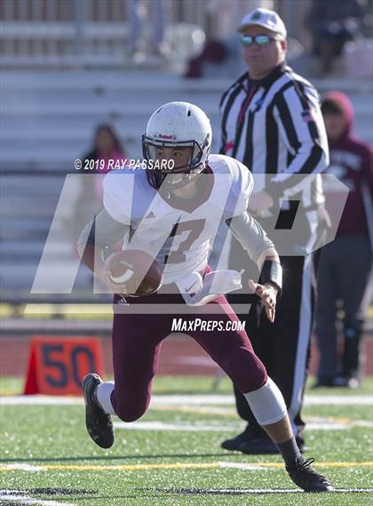 Thumbnail 3 in Bay Shore vs William Floyd JV photogallery.