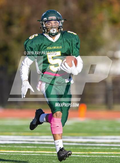 Thumbnail 2 in Bay Shore vs William Floyd JV photogallery.