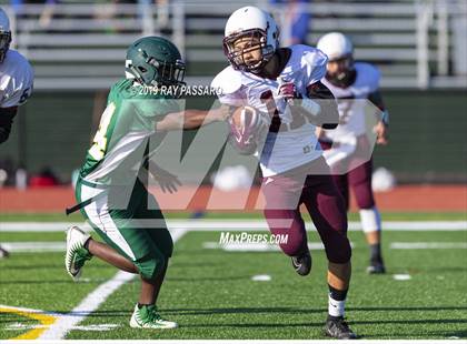 Thumbnail 2 in Bay Shore vs William Floyd JV photogallery.