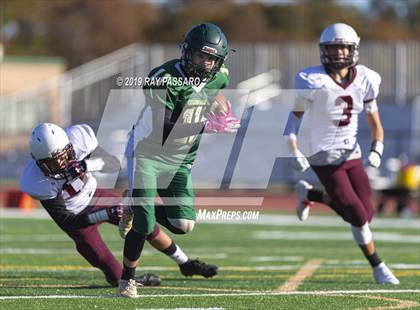 Thumbnail 1 in Bay Shore vs William Floyd JV photogallery.