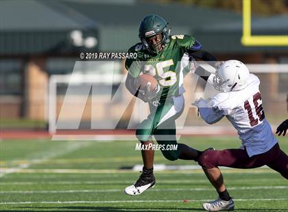 Thumbnail 1 in Bay Shore vs William Floyd JV photogallery.