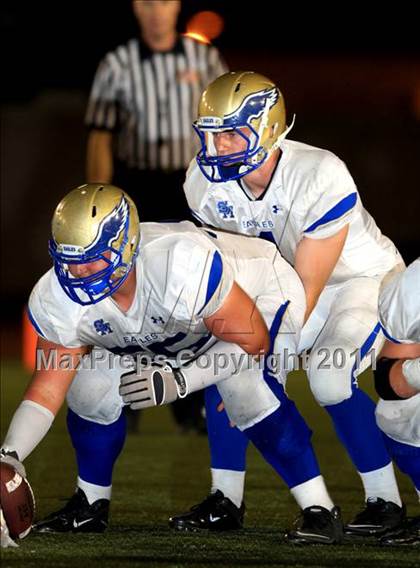 Thumbnail 3 in Los Alamitos vs. Santa Margarita photogallery.