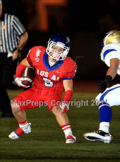 Thumbnail 2 in Los Alamitos vs. Santa Margarita photogallery.