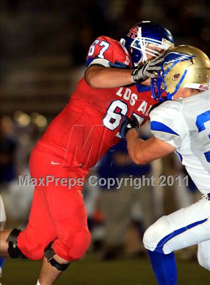 Thumbnail 2 in Los Alamitos vs. Santa Margarita photogallery.