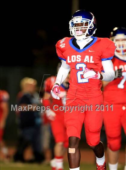 Thumbnail 2 in Los Alamitos vs. Santa Margarita photogallery.