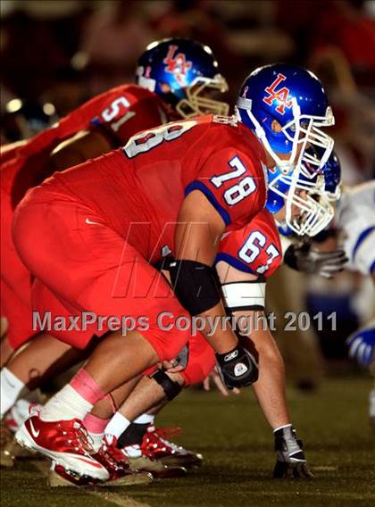 Thumbnail 1 in Los Alamitos vs. Santa Margarita photogallery.