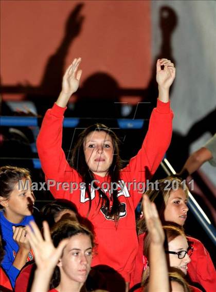 Thumbnail 3 in Los Alamitos vs. Santa Margarita photogallery.