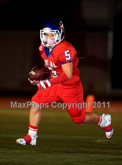 Thumbnail 1 in Los Alamitos vs. Santa Margarita photogallery.