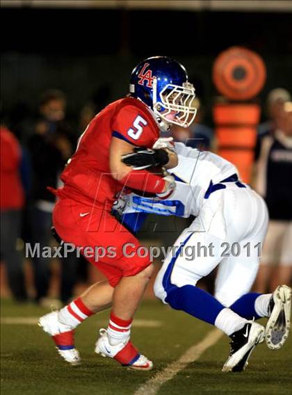 Thumbnail 2 in Los Alamitos vs. Santa Margarita photogallery.