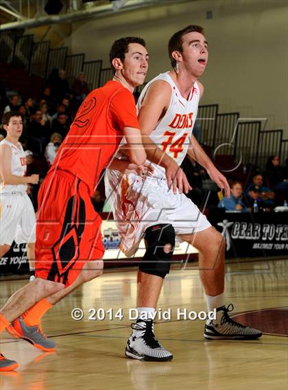 Thumbnail 2 in Cathedral Catholic vs. Beverly Hills (MaxPreps Holiday Classic) photogallery.