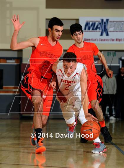 Thumbnail 3 in Cathedral Catholic vs. Beverly Hills (MaxPreps Holiday Classic) photogallery.