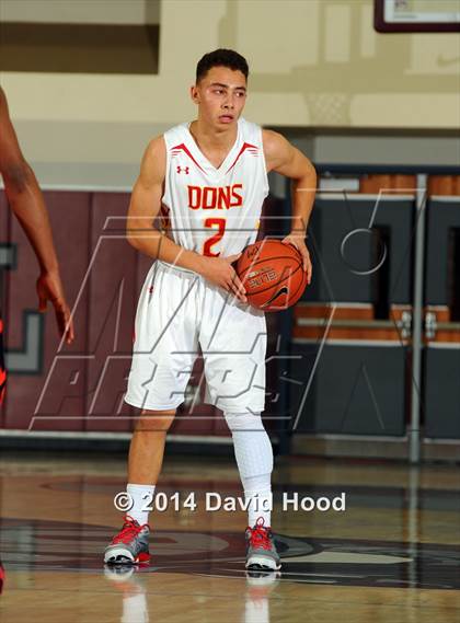Thumbnail 2 in Cathedral Catholic vs. Beverly Hills (MaxPreps Holiday Classic) photogallery.