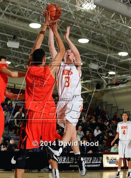 Thumbnail 2 in Cathedral Catholic vs. Beverly Hills (MaxPreps Holiday Classic) photogallery.