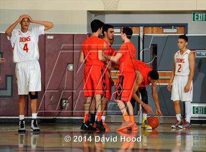 Thumbnail 2 in Cathedral Catholic vs. Beverly Hills (MaxPreps Holiday Classic) photogallery.