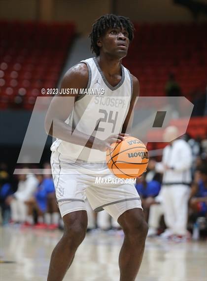Thumbnail 2 in St. Joseph vs. Duncanville (King Cotton Classic) photogallery.