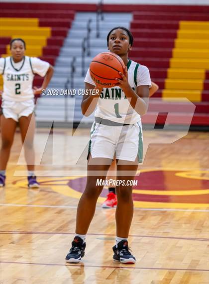 Thumbnail 2 in Justice vs St. Stephen's & St. Agnes (Cougar Holiday Classic) photogallery.