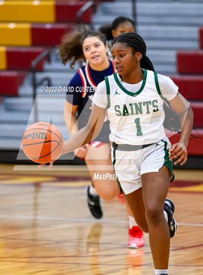 Thumbnail 1 in Justice vs St. Stephen's & St. Agnes (Cougar Holiday Classic) photogallery.