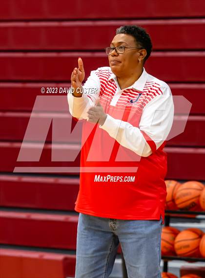 Thumbnail 1 in Justice vs St. Stephen's & St. Agnes (Cougar Holiday Classic) photogallery.