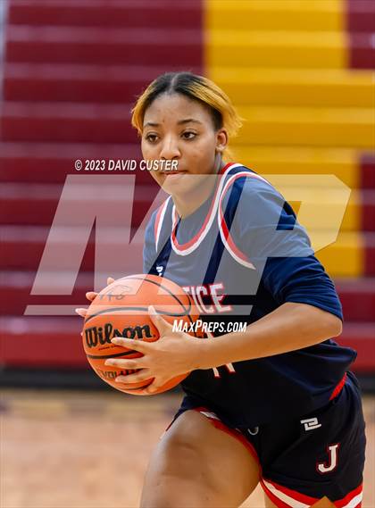 Thumbnail 3 in Justice vs St. Stephen's & St. Agnes (Cougar Holiday Classic) photogallery.