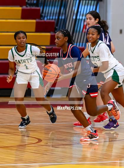 Thumbnail 2 in Justice vs St. Stephen's & St. Agnes (Cougar Holiday Classic) photogallery.
