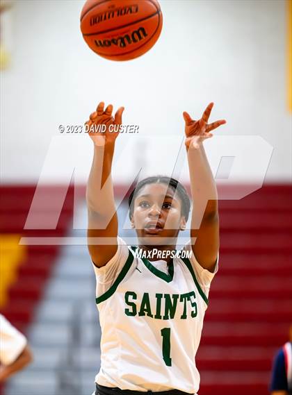 Thumbnail 3 in Justice vs St. Stephen's & St. Agnes (Cougar Holiday Classic) photogallery.