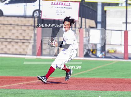 Thumbnail 2 in Oaks Christian vs. Newbury Park photogallery.