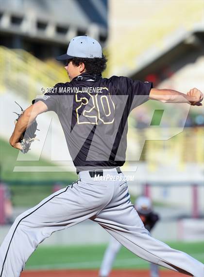 Thumbnail 1 in Oaks Christian vs. Newbury Park photogallery.