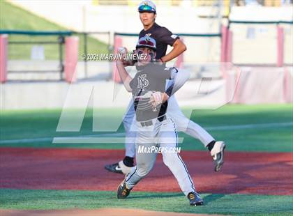 Thumbnail 3 in Oaks Christian vs. Newbury Park photogallery.