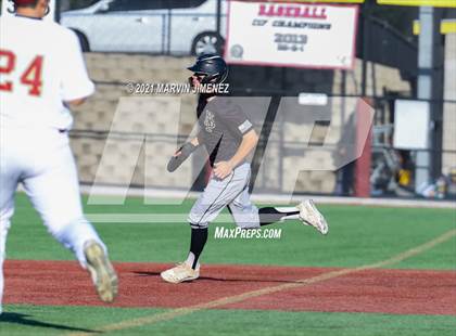 Thumbnail 2 in Oaks Christian vs. Newbury Park photogallery.