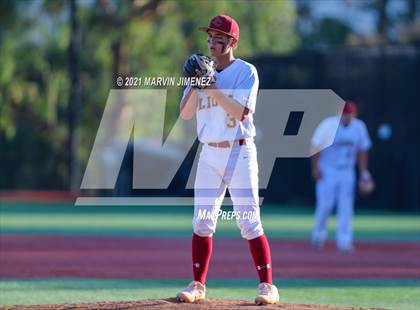 Thumbnail 3 in Oaks Christian vs. Newbury Park photogallery.