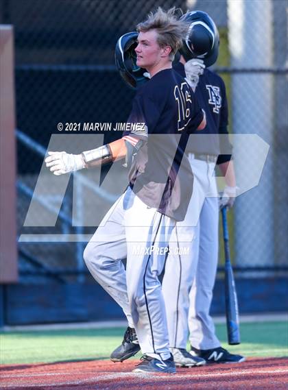 Thumbnail 3 in Oaks Christian vs. Newbury Park photogallery.